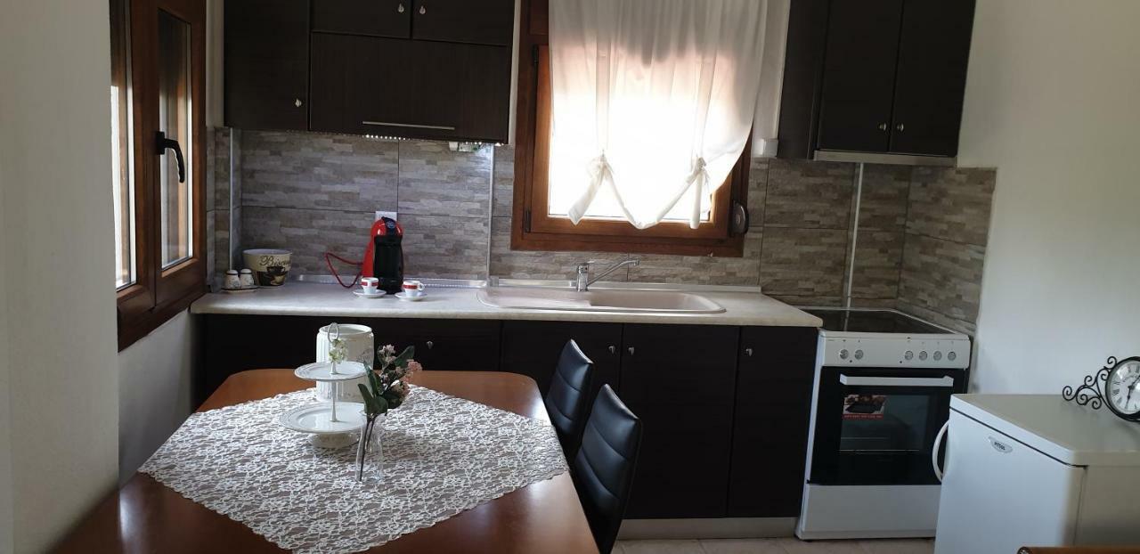 Maria'S Luxury Apartment Kassandra Esterno foto